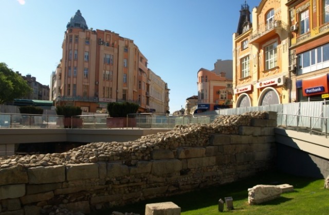 Площад „Джумая” вече се казва Римски стадион