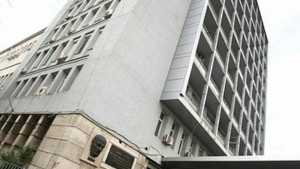 Младеж е в болница след масов бой