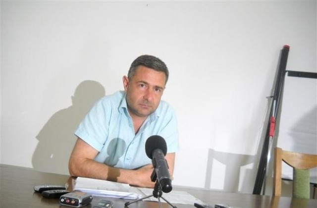 Над 1 900 зрелостници ще се явят на първата матура тази година