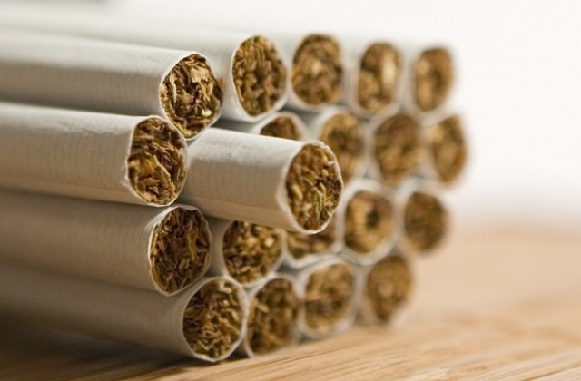 Откриха 5 мастербокса цигари без бандерол в мерцедес до Чирпан