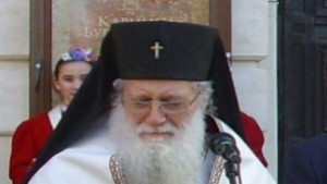 Русенският митрополит се възстановява след сърдечна операция