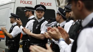 Гардиън Великобритания е заприличала на света на Оруел