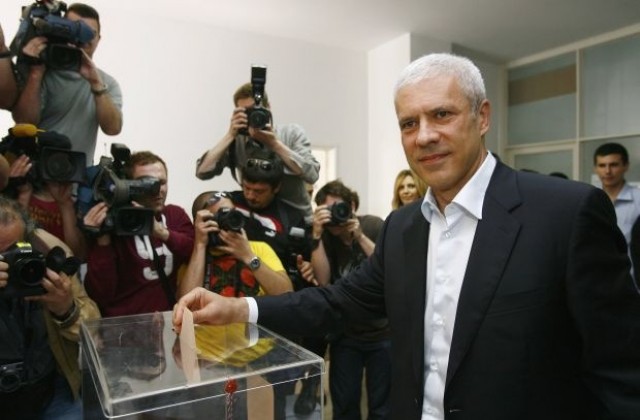 Българска ясновидка предрече победа на Тадич на изборите