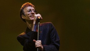 Почина вокалистът на Bee Gees Робин Гиб