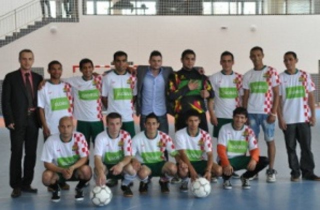 Варна с двама представители на Световното по футбол