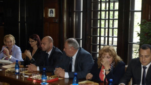 Шампанско и сълзи на награждаването за найдобрия район за живеене