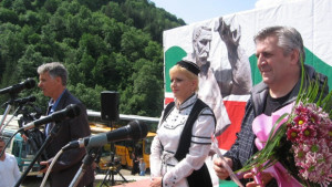 Николина Чакардъкова носител на наградата за родолюбие