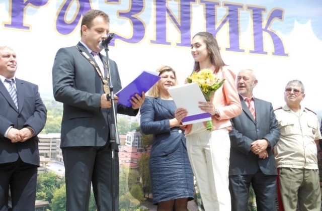 Даниел Панов: Поклон пред Вас- учители, университетски преподаватели и творци