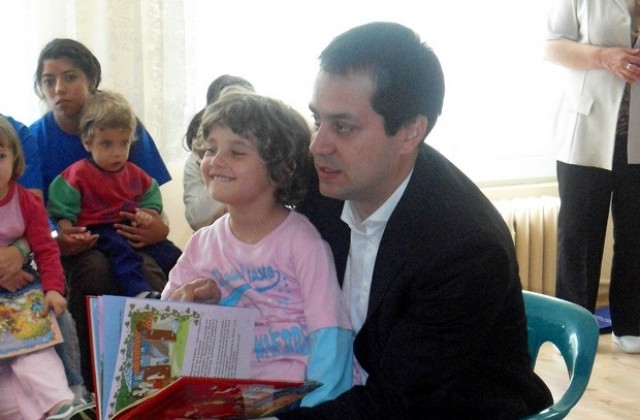 Децата от дом Детелина: Който не работи, не трябва да яде