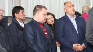 Десислава Танева присъства на откриването на фуражно стопанство край Ямбол