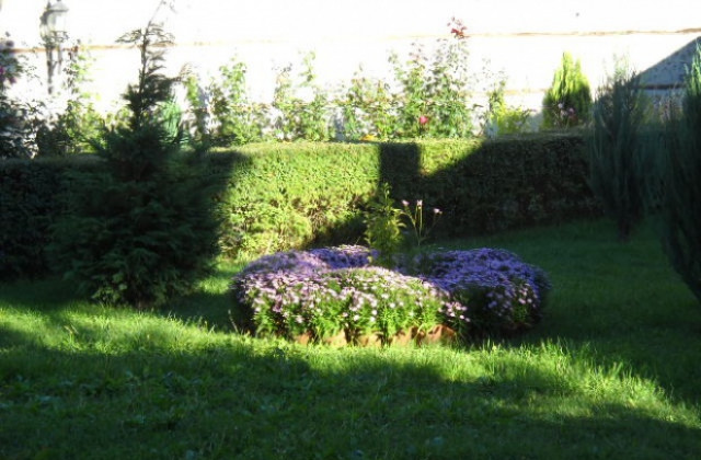 Дъждовете спират на запад, валежи - само на изток