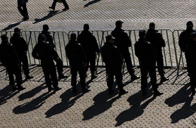 Полицаите ще могат да използват оръжие само при абсолютна необходимост