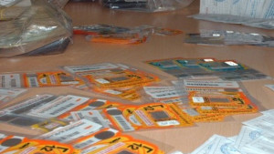 Военни и полицаи продават фалшиви винетки