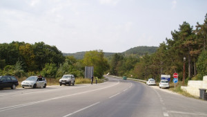 Заради свлачище затвориха част от пътя Варна Добрич