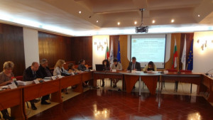 Няма еднозначен отговор на въпроса дали банките имат право да