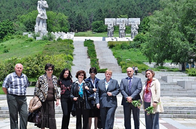 Враца гостува в Калофер с две изложби