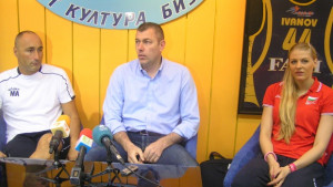 Гледаме два мача по волейбол само срещу 2 лева