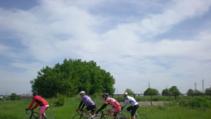 Русенските полицаи запалени колоездачи