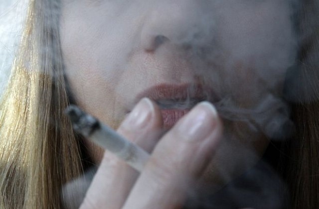 Как по света надхитрят закона против тютюнопушенето?