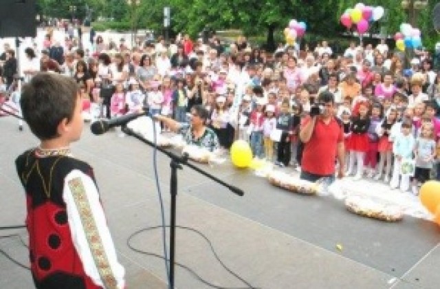 300 малчугани в Силистра рецитират „Аз съм българче”