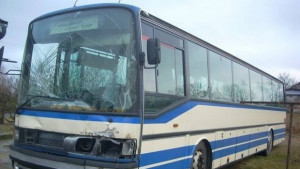 Пиян открадна рейс и го блъсна