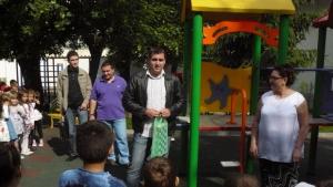 Младежи от БСП зарадваха децата в ОДЗ Чучулига
