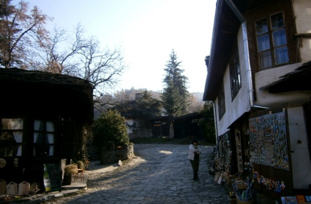 Фолклорна постановка за деца в Боженци