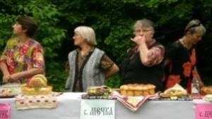 Празник край Ивановските скални църкви