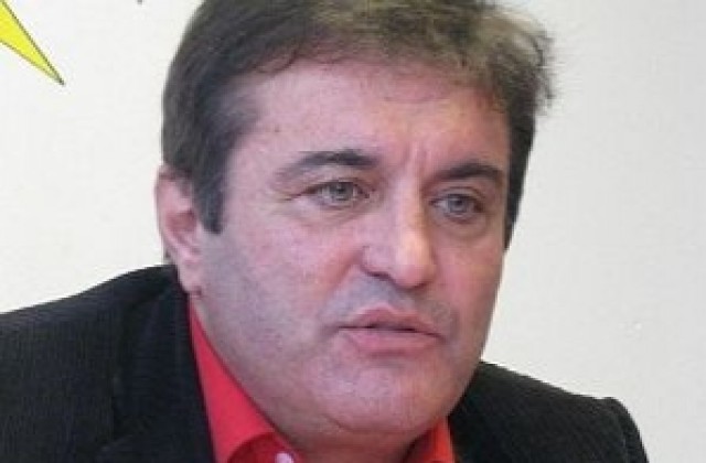 БСП-Кърджали поиска оставката на шефа на Общинския съвет Раиф Мустафа