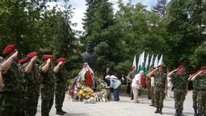 Томислав Дончев и представител на ЕК бяха в Плевен за