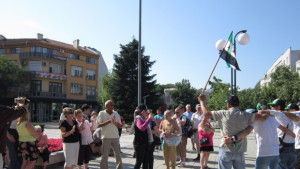 На митинга Чуйте писъците на убитите вижте кръвта им