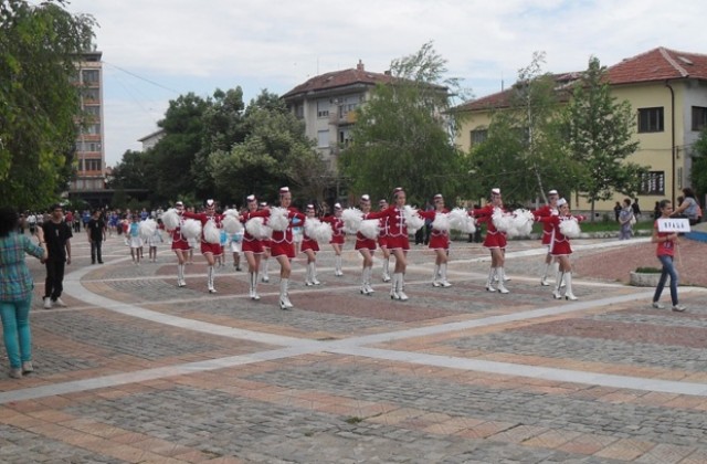 Награди за врачанските мажоретки