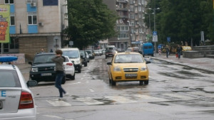 До края на юни обновяват пътната маркировка