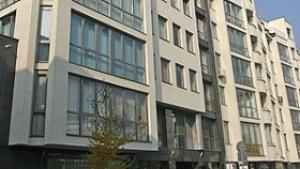 Дълг и компенсаторки задвижиха БФБ