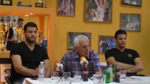 Финалите по баскетбол при 18годишните факт благодарение на Калоян и