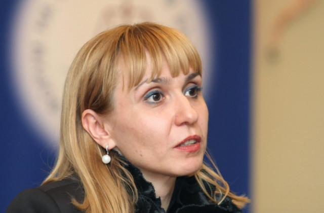 Диана Ковачева разговаря с Мартин Кройтнер за антикорупционните практики