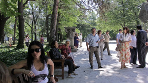 Българският копнеж по живота на другите