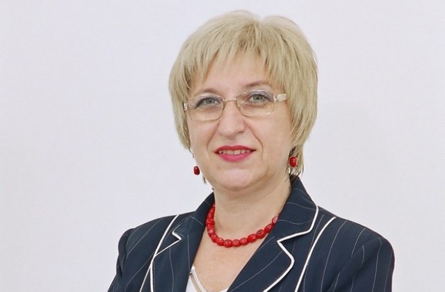 Цецка Цачева ще се срещне с ученици от СОУ Пейо Яворов