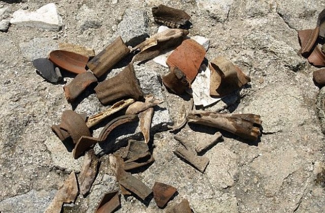 Антефикс и бивни от глигани намериха археолозите на Одеона