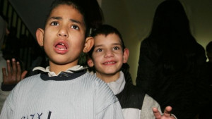 България търси родители за изоставените си деца