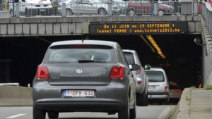 Автомобили предотвратяват катастрофи говорейки помежду си