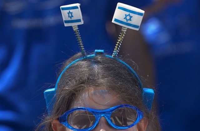 Потомци на равини с чудодейни способности са сред най-богатите хора в Израел