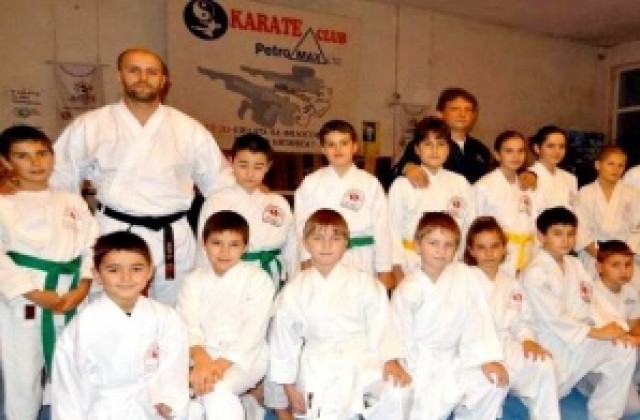 Наши каратеки взеха трето място на първото издание на Купа Ронин