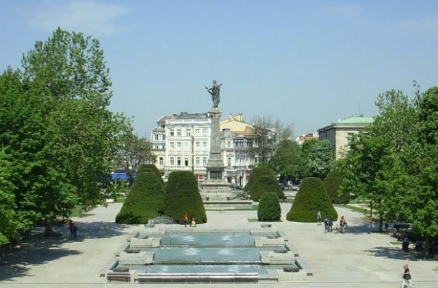 Велосипедист блъсна дете в центъра