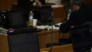Прекъснаха сесията на Общинския съвет заради министърпредседателя
