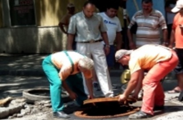 Нов вид капаци за ревизионни шахти тестват в Севлиево