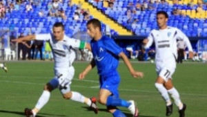 Черно море и Локо Пд в борба за Дани Младенов