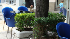 Кметът иска кръчмите да затварят порано съветниците несъгласни