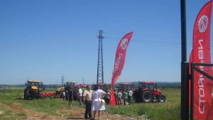 Шоу рум за земеделска техника и торове