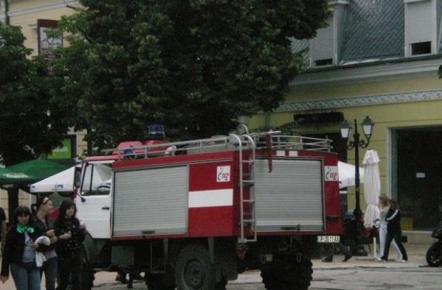 Автовоз горя на ТИР паркинг край Русе